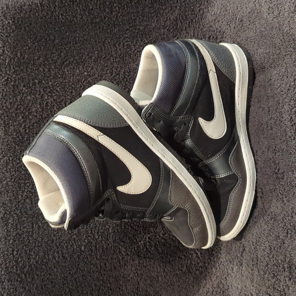 Nike Force Sky High Top Hidden Wedge Sneakers - Picture 10 of 10